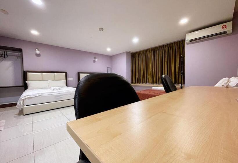 סוויטה נשיאותית, Hilltop Hotel Tanjung Malim