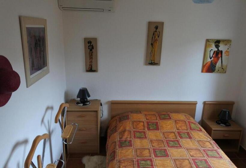 اتاق استاندارد, Patrimonio Chambre Avec Commodités Chez L’habitant