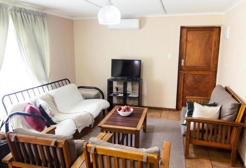 Шале 1 Спальня, Kunje Guesthouse