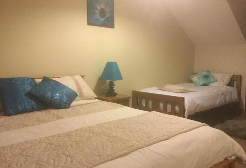 Номер Deluxe, The Crossroads B&b