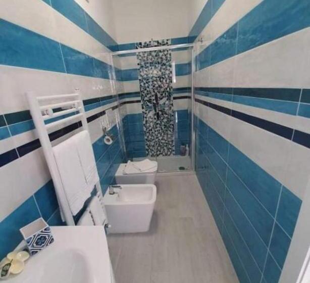 اتاق استاندارد با تخت بزرگ, La Palombara B&b