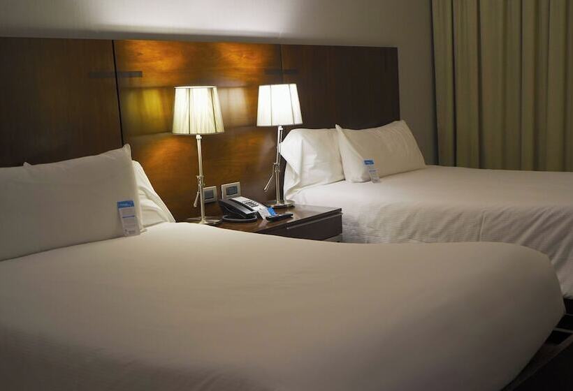 اتاق استاندارد با 2 تخت دوبل, Hilton Garden Inn Santiago Airport