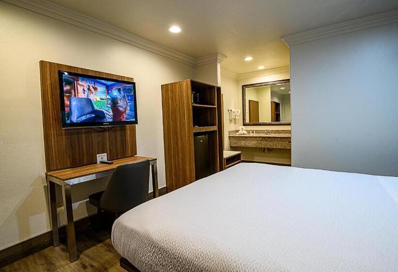 带大床的标准间, Hyland Inn Near Legoland