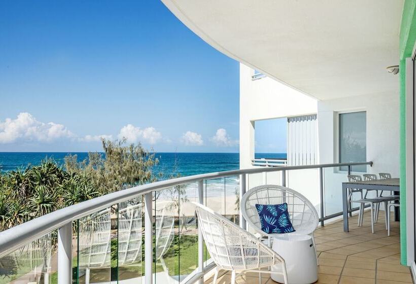 Апартаменты 3 Спальни Вид на Море, Rolling Surf Resort