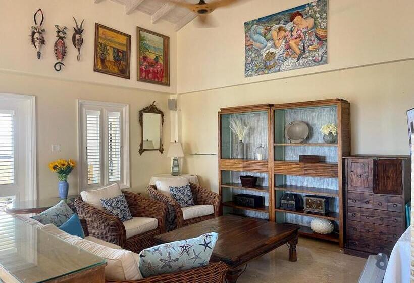 1 Bedroom Penthouse Apartment, White Sands Beach Condos