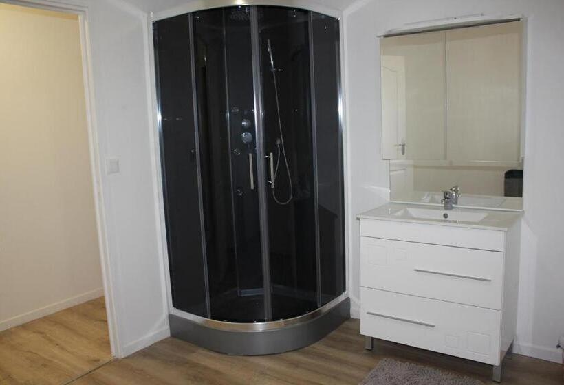 Номер Стандарт, Les Chambres En Champagne
