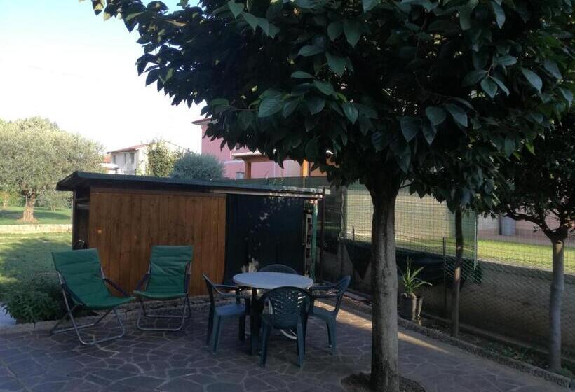 اتاق استاندارد با سرویس بهداشتی مشترک, B&b La Magnolia