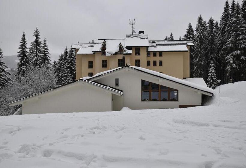 1 Bedroom Apartment Mountain View, Skiresort Pec Poustevnik
