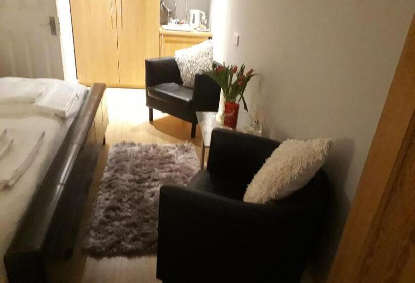 Стандартный Номер Кровать Кинг, Coast 77 B&b