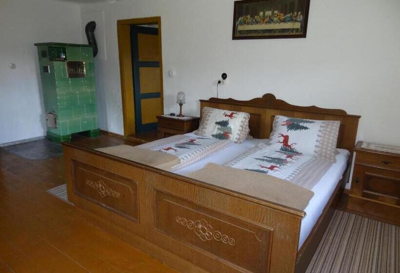 Дом 1 Спальня, Vordersattlegghofhütte
