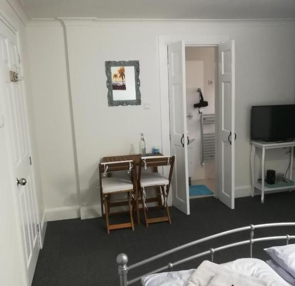 Номер Стандарт, Royal Guest House Ii