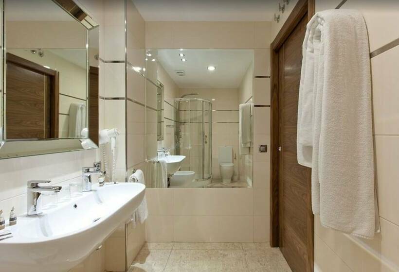 اتاق استاندارد, Gran Hotel Corona Sol