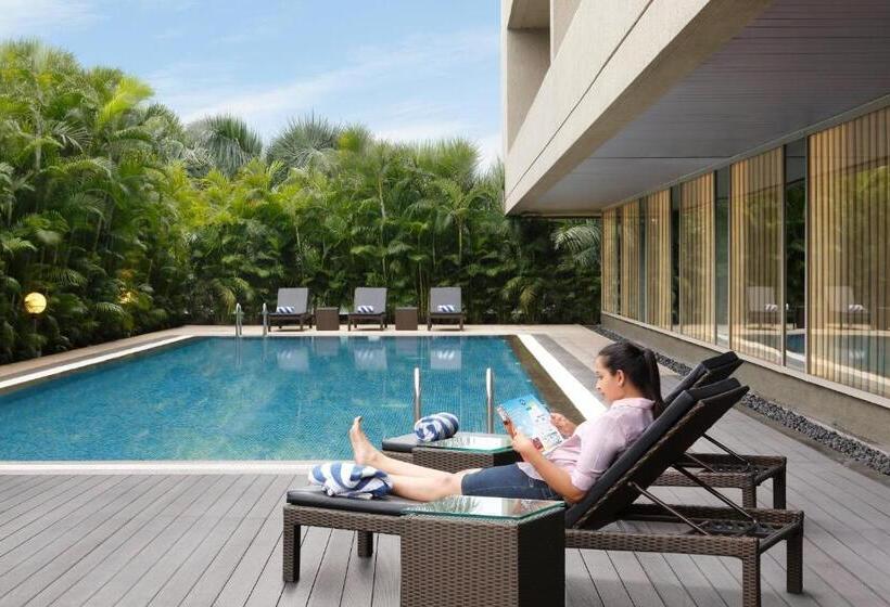 غرفة ديلوكس سرير كينج, Courtyard By Marriott Pune Hinjewadi