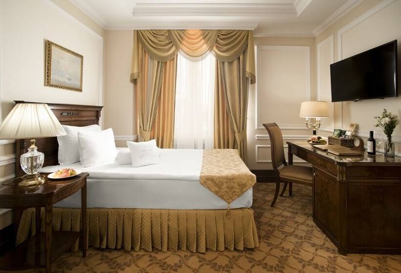 اتاق استاندارد یک نفره, Nobil Luxury Boutique