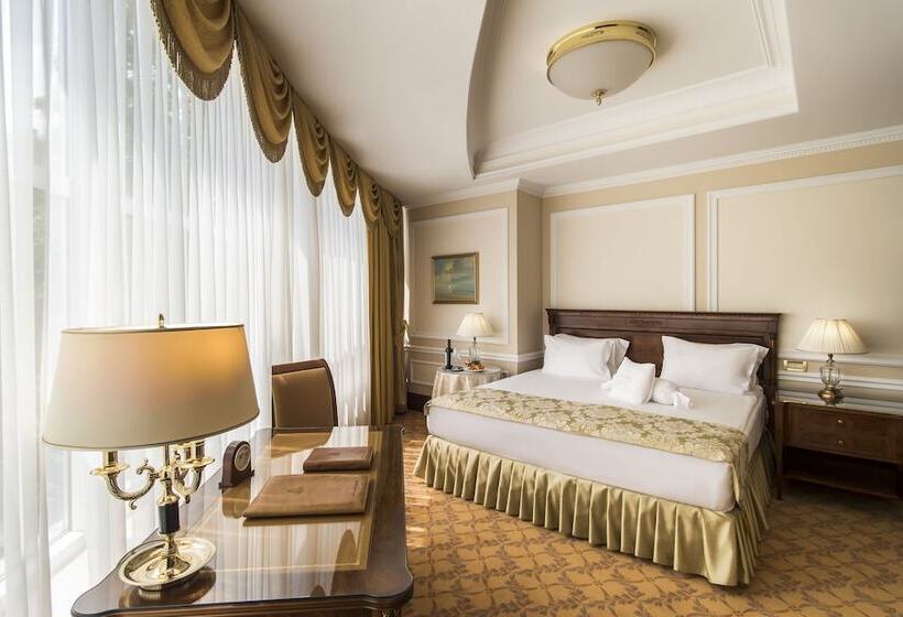 اتاق استاندارد, Nobil Luxury Boutique
