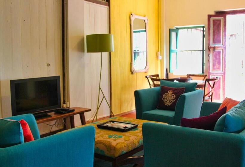 سوئیت 2 خوابه, Temple Tree Resort