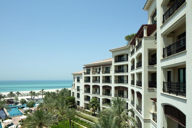 Номер Superior, The St. Regis Saadiyat Island Resort, Abu Dhabi