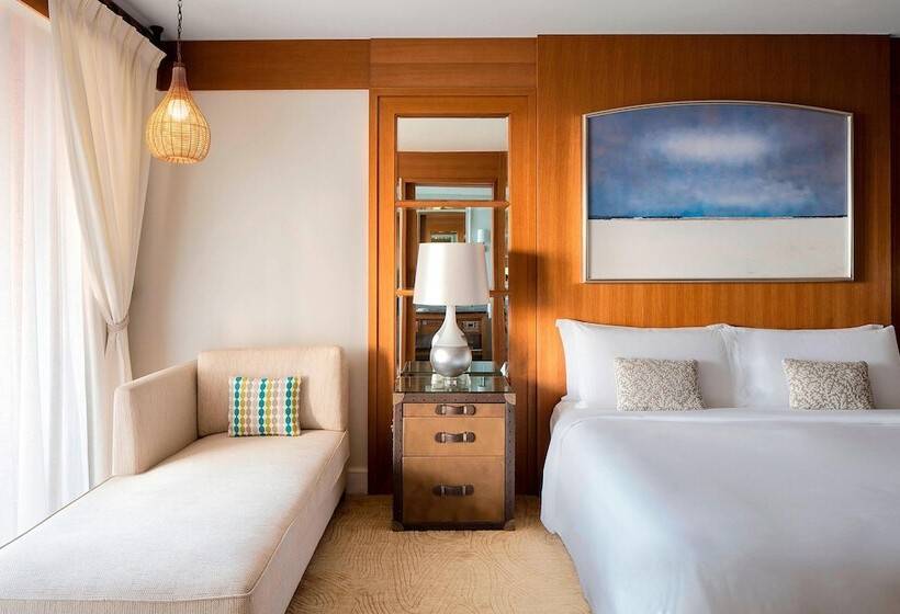 Номер Superior Вид на Сад, The St. Regis Saadiyat Island Resort, Abu Dhabi