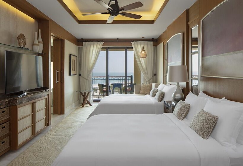 Номер Superior Боковой Вид на Море, The St. Regis Saadiyat Island Resort, Abu Dhabi