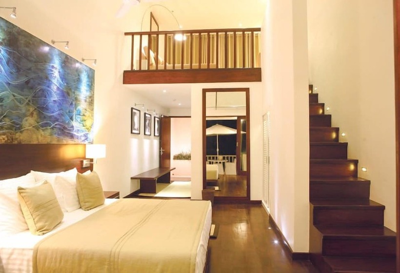 Люкс Повышенной Комфортности, Michelle Boutique Hotel