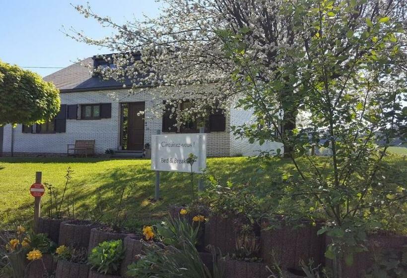 Номер Стандарт Вид на Сад, B&b Circuitez Vous