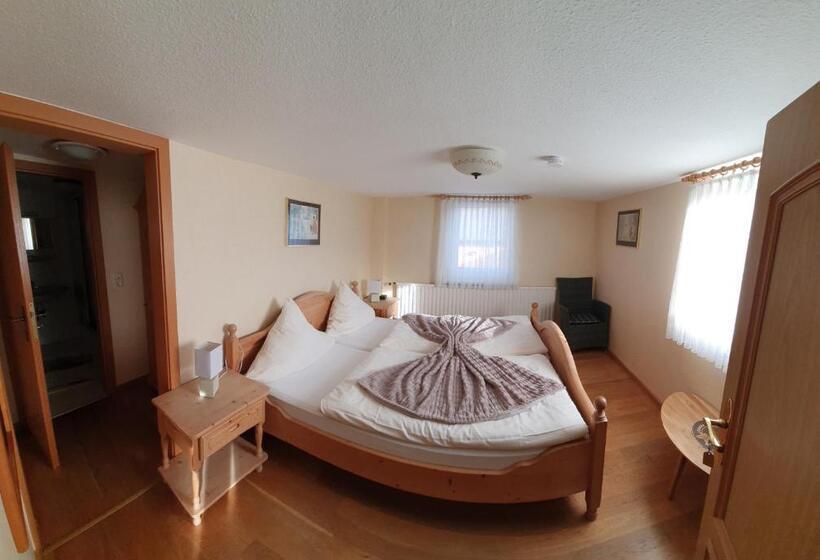 标准间, Pension Bergfrieden