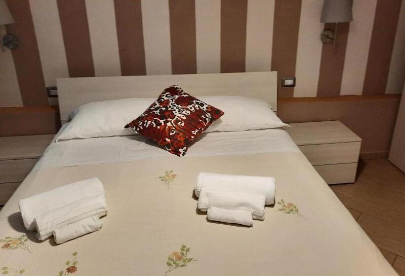 スタンダードルーム, Le Terme A Due Passi