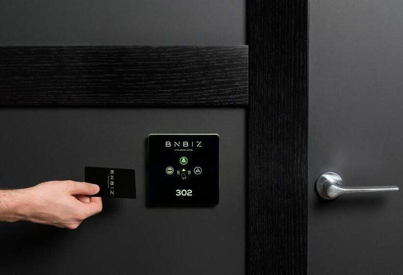 Номер Deluxe, Bnbiz   Coworking
