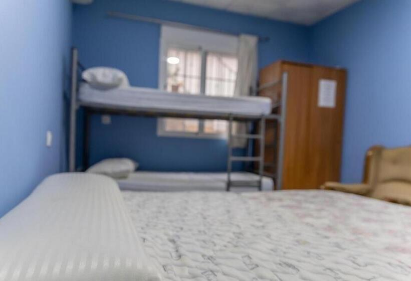 Четырехместный Номер Стандарт, Albergue Rojo Plata