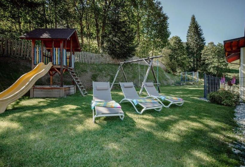 Апартаменты 1 Спальня, 4 Mountains Apartments