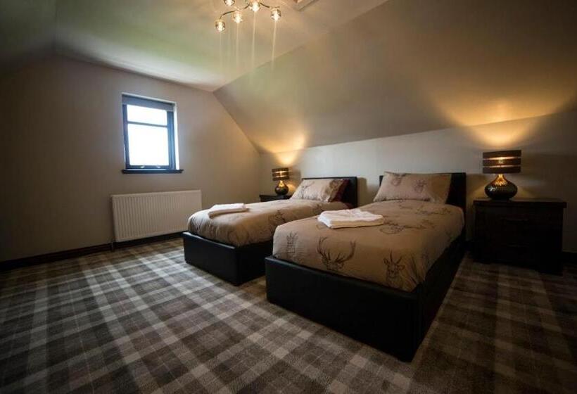 Standard room with outdoor bath, Whitehouse B&b