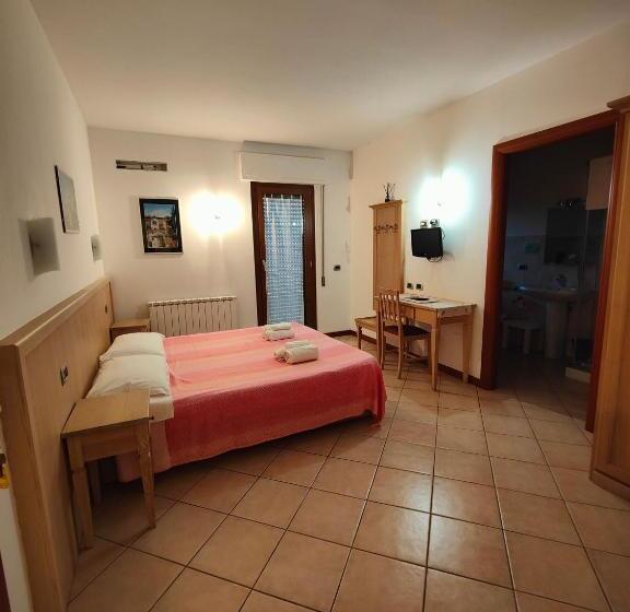 اتاق لوکس یک تخته, Camere Rufino A Pochi Chilometri Dal Centro Di Perugia E Da Assisi