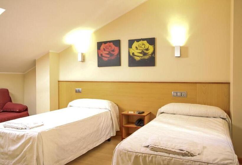 Номер Стандарт, Hostal Restaurante Taracena
