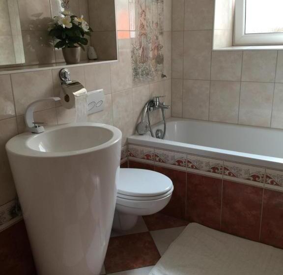 Апартаменты 1 Спальня с Балконом, In Fürth Wie Zuhause
