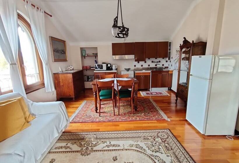 Апартаменты Executive 1 Спальня, Villa Laura