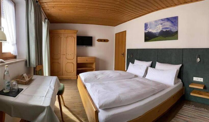 标准间带阳台, Frühstückspension Gästehaus Zum Weissen Rössl