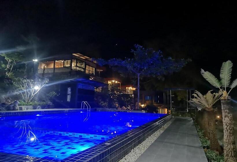 Номер Стандарт Трехместный, Keeree Loft Resort คีรีลอฟท์รีสอร์ท