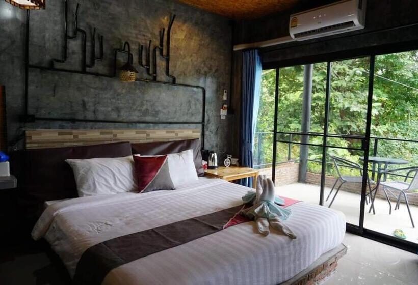 Номер Deluxe с Балконом, Keeree Loft Resort คีรีลอฟท์รีสอร์ท