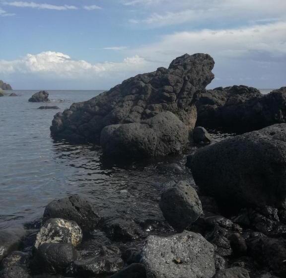 اتاق خانوادگی, Casa Tellina Lungomare Scogliera
