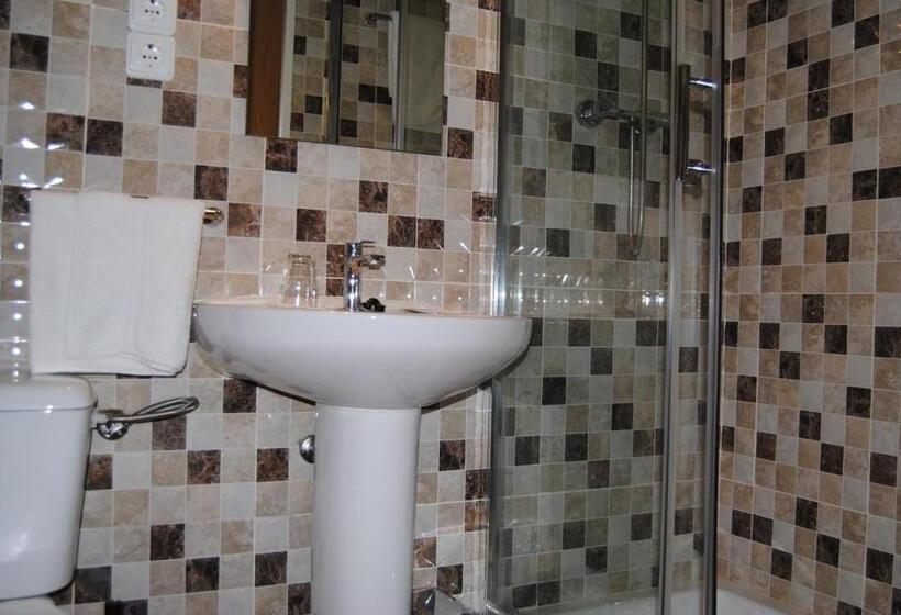 اتاق استاندارد یک نفره, Hostal ávila