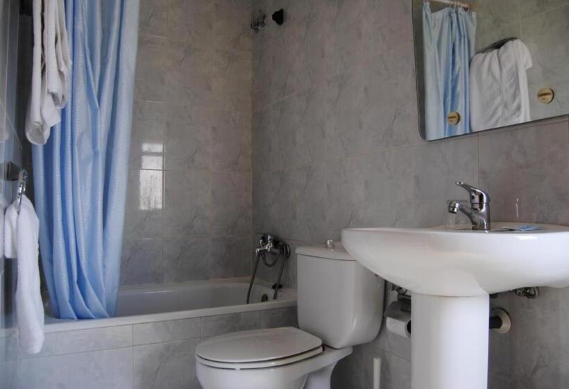 Номер Стандарт, Hostal ávila