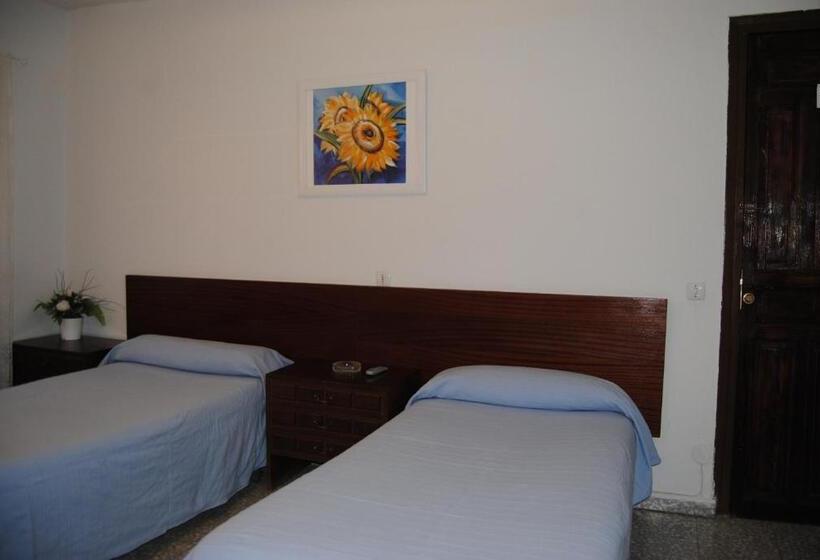 Номер Стандарт Совместная Ванная, Hostal ávila