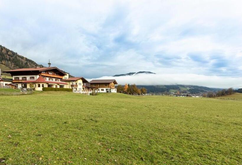 Апартаменты 3 Спальни, Landhotel Hinteraigengut