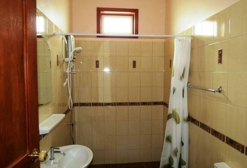 اتاق لوکس, Pongsin Resort