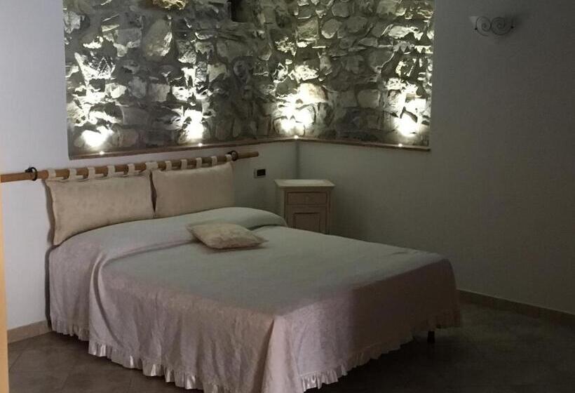 Номер Стандарт Трехместный, Foresteria La Ceriola