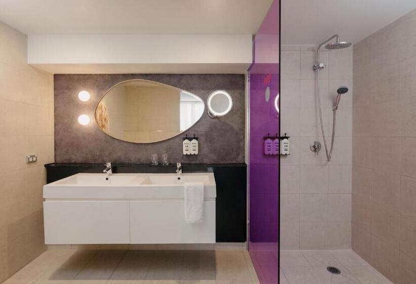 جناح مطل على المدينة, Indigo Sydney Potts Point, An Ihg