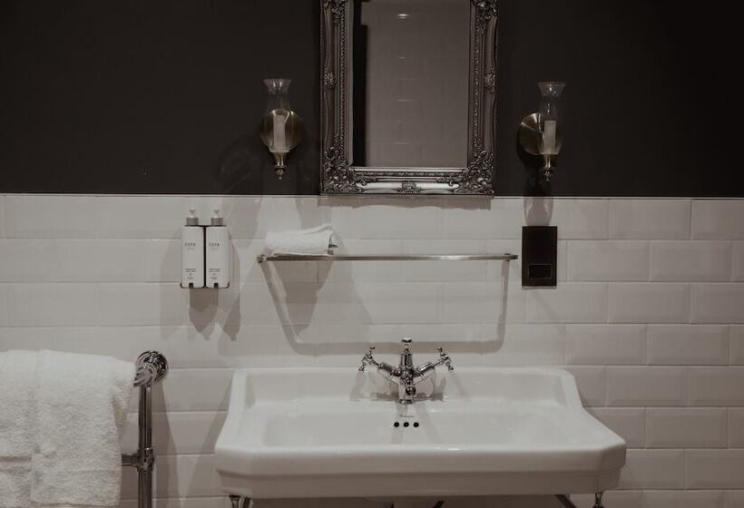 اتاق استاندارد, Seckford Hall Hotel & Spa