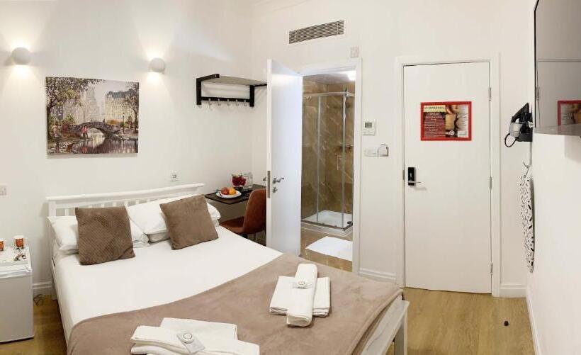 Номер Deluxe, City London