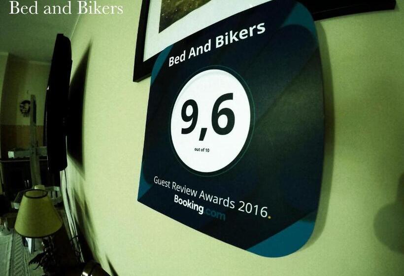 스탠다드 룸, Bed And Bikers