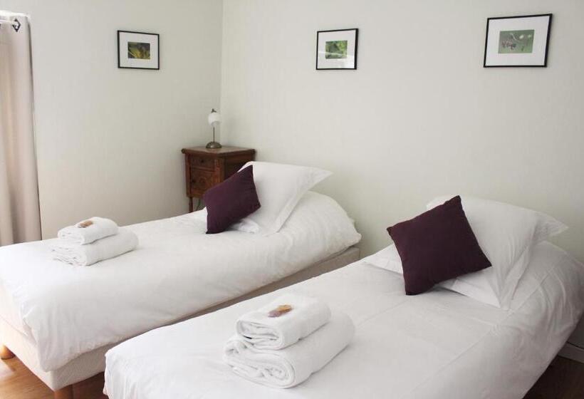 Family Suite, L Auberge De Montpezat